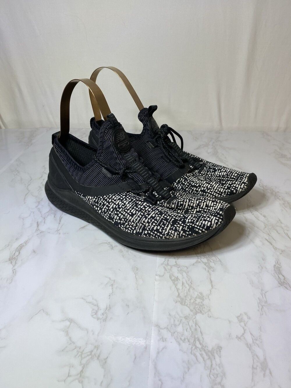 NEW BALANCE Mens Sz 8M FRESH FOAM LAZR V1 SPORT MLAZRMH Black White Oreo
